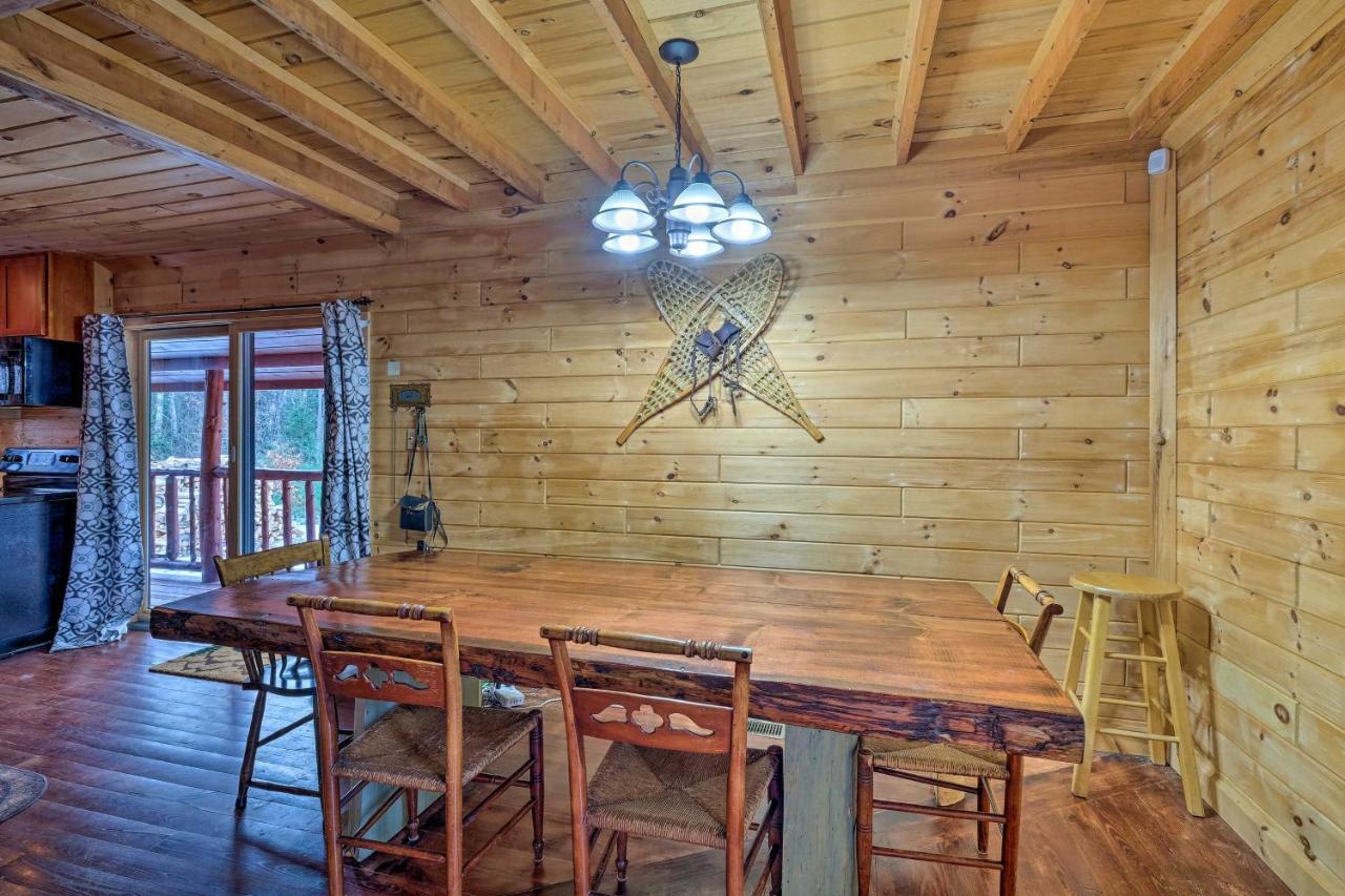 Villa Secluded Johnsburg Retreat With Hot Tub And Fire Pit Esterno foto